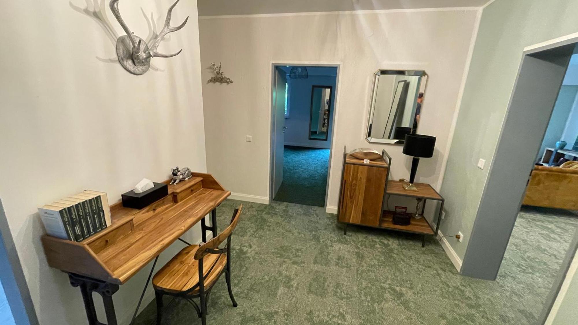 Besotel Erkrath- Schicke Fewo Oder Apartments Zentral Naehe Bahnhof Und Autobahn Im Neandertal Mit Glasfaser Wlan Und Freies Parken Екстериор снимка