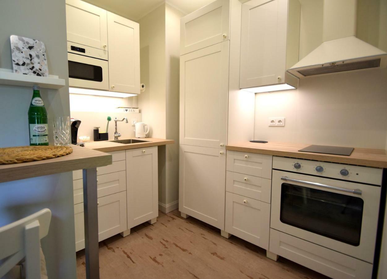 Besotel Erkrath- Schicke Fewo Oder Apartments Zentral Naehe Bahnhof Und Autobahn Im Neandertal Mit Glasfaser Wlan Und Freies Parken Екстериор снимка